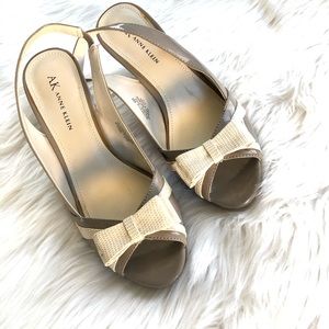 Anne Klein grayish/taupe and snake print slingback